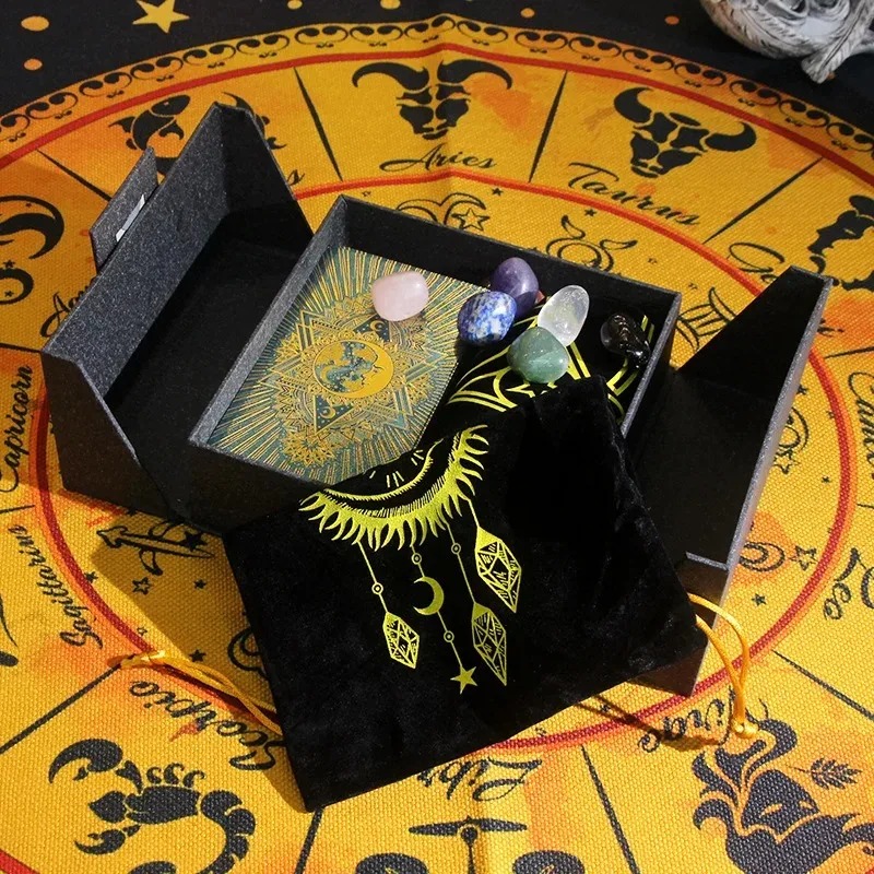 রাশিচক্র-থিমযুক্ত সংগ্রহযোগ্য সংস্করণ - Mystic’s Treasure Tarot & Crystal Set